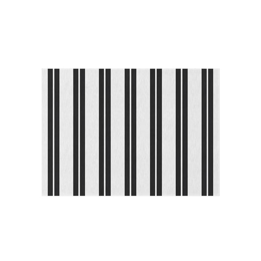 Black and White Vertical Stripe Outdoor/Indoor Rug | Modern Patio Mat