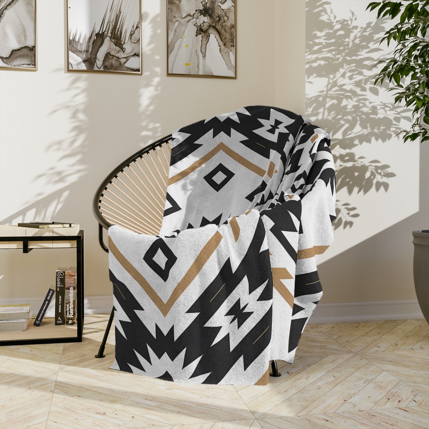 Geometric Pattern Microfiber Blanket, Cozy Home Decor, Stylish Gift, Warm Throw for All Occasions, Modern Bedspread - LOLA VEGAS ART