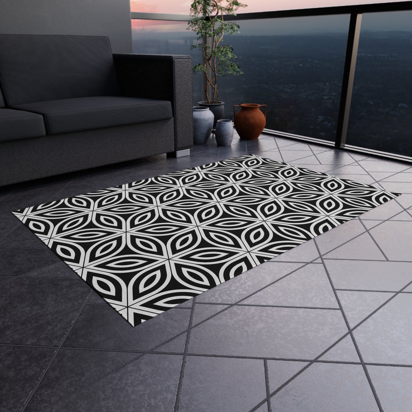 Geometric Floral Tile Outdoor/Indoor Rug | Black White Patterned Mat