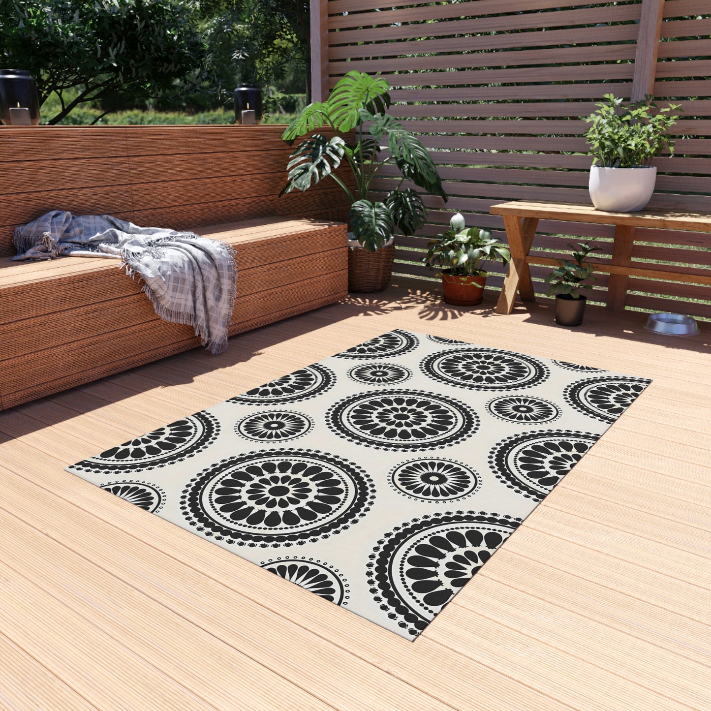 Black and White Stylish Outdoor Rug for Patios, Decks, and Gardens - Boho Chic Floor Mat for Entertaining, Home Decor, Picnic, Camping