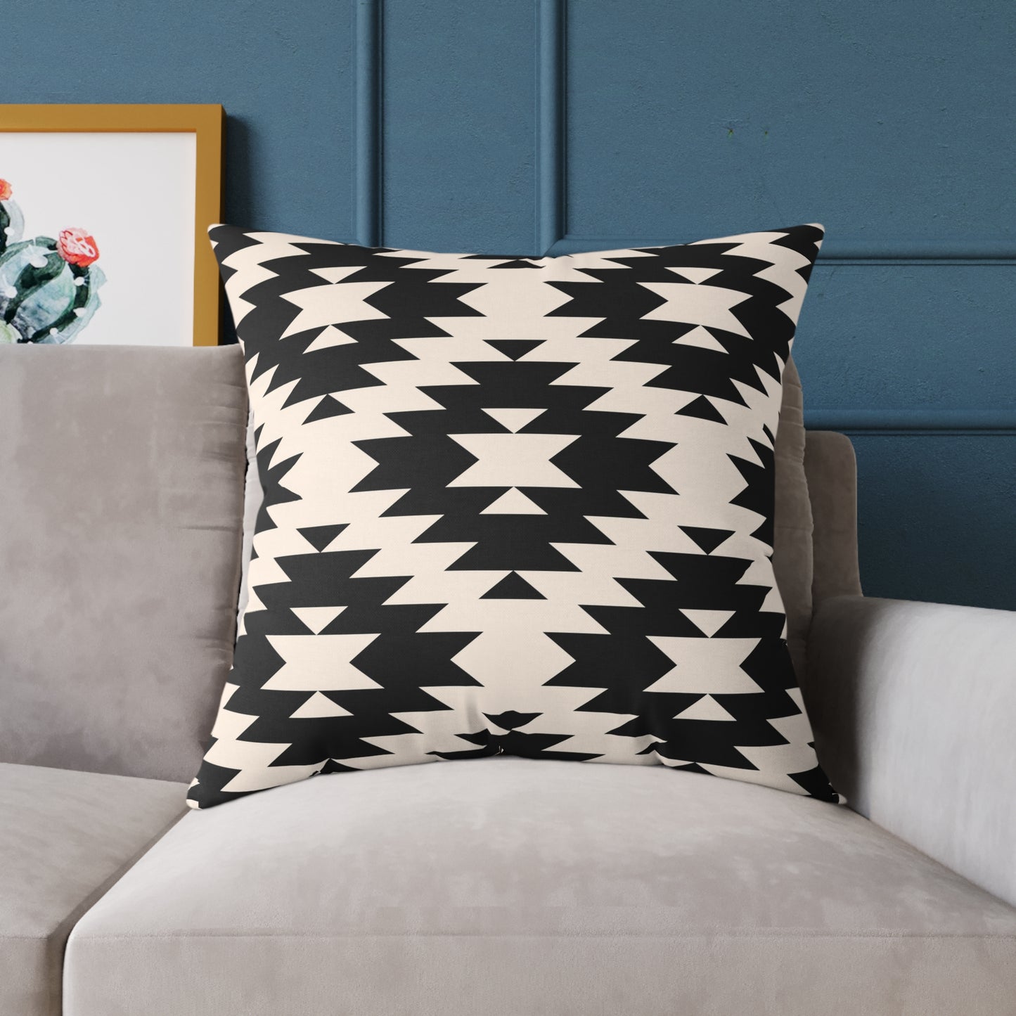 Southwestern Aztec Pattern Pillow | Black and Cream Geometric Throw
