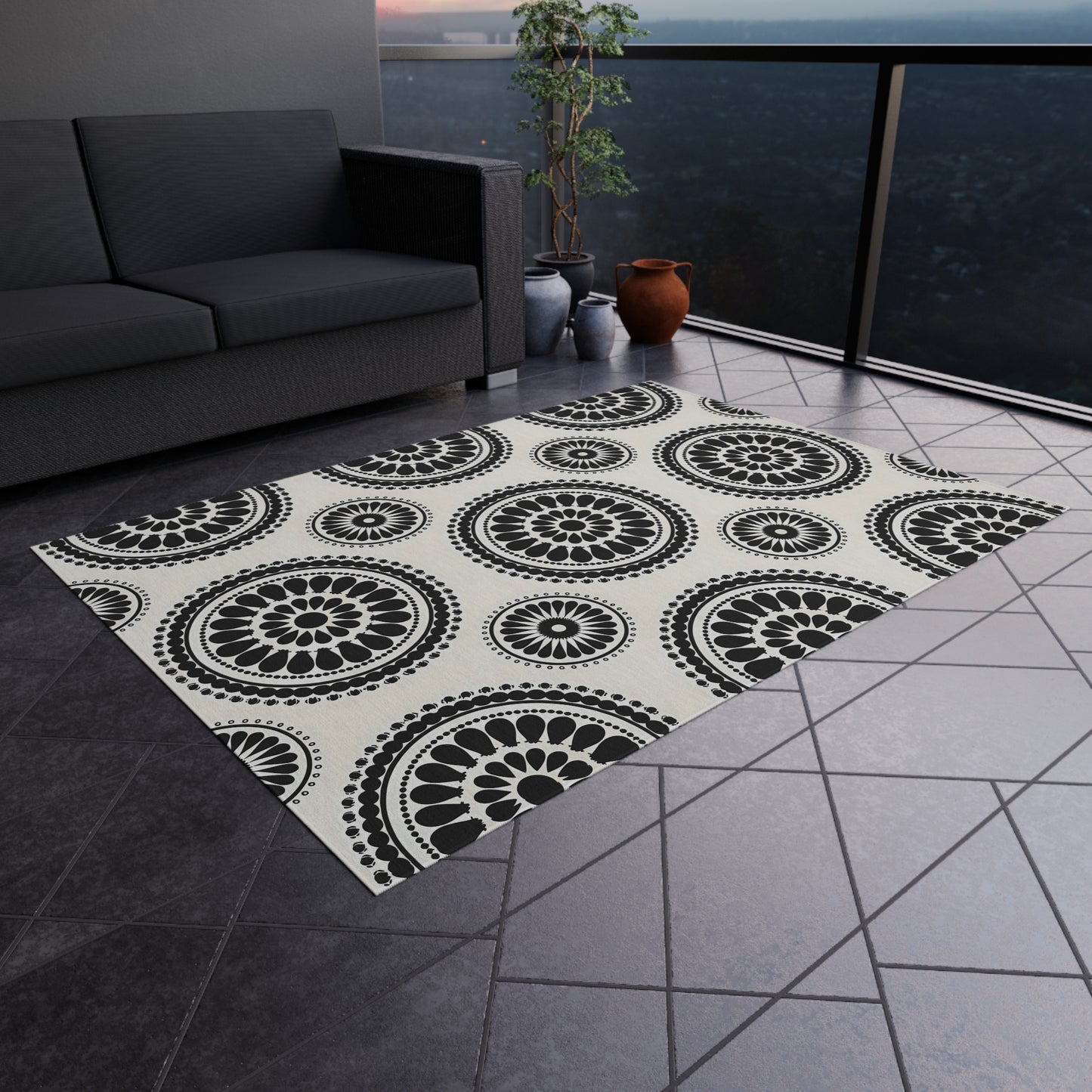 Black and White Stylish Outdoor Rug for Patios, Decks, and Gardens - Boho Chic Floor Mat for Entertaining, Home Decor, Picnic, Camping