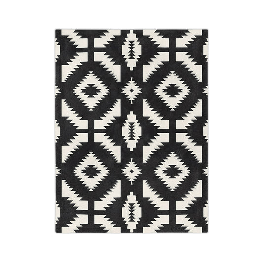 Geometric Pattern Velveteen Blanket, Cozy Microfiber Throw, Modern Home Decor, Rustic Couch Comfort, Black and White Warmth - LOLA VEGAS ART