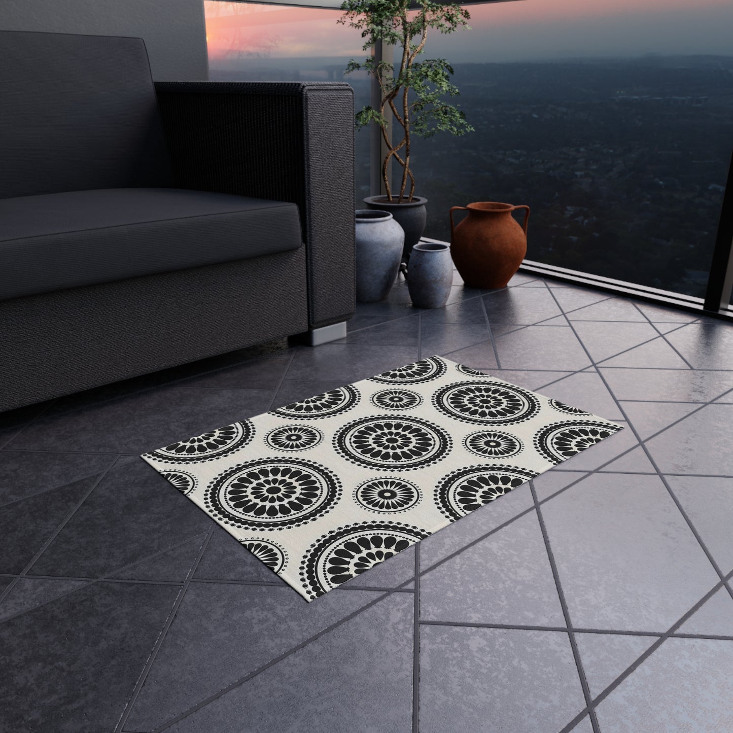 Black and White Stylish Outdoor Rug for Patios, Decks, and Gardens - Boho Chic Floor Mat for Entertaining, Home Decor, Picnic, Camping