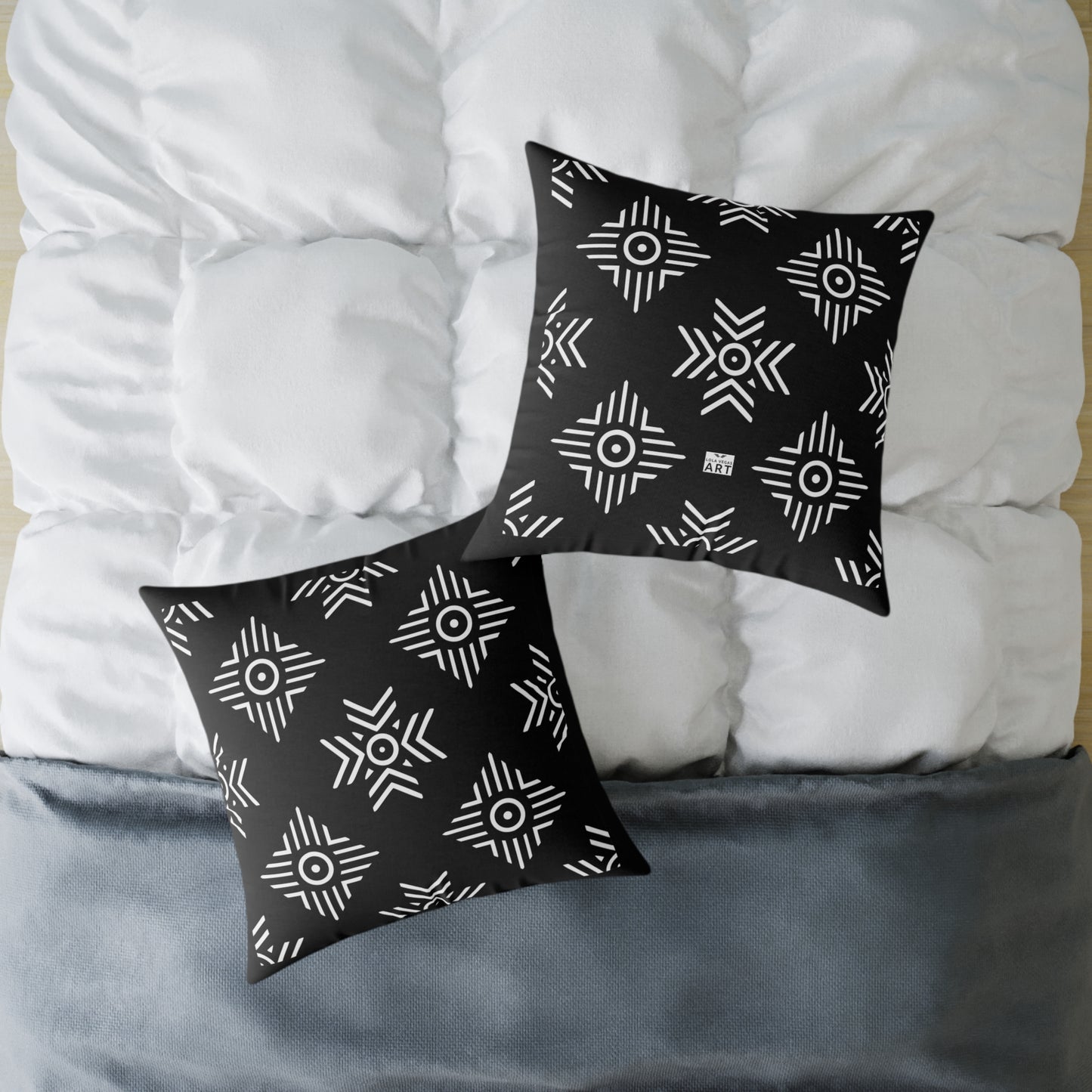 Geometric Black White Tribal Pattern Square Pillow | Poly Canvas Cushion