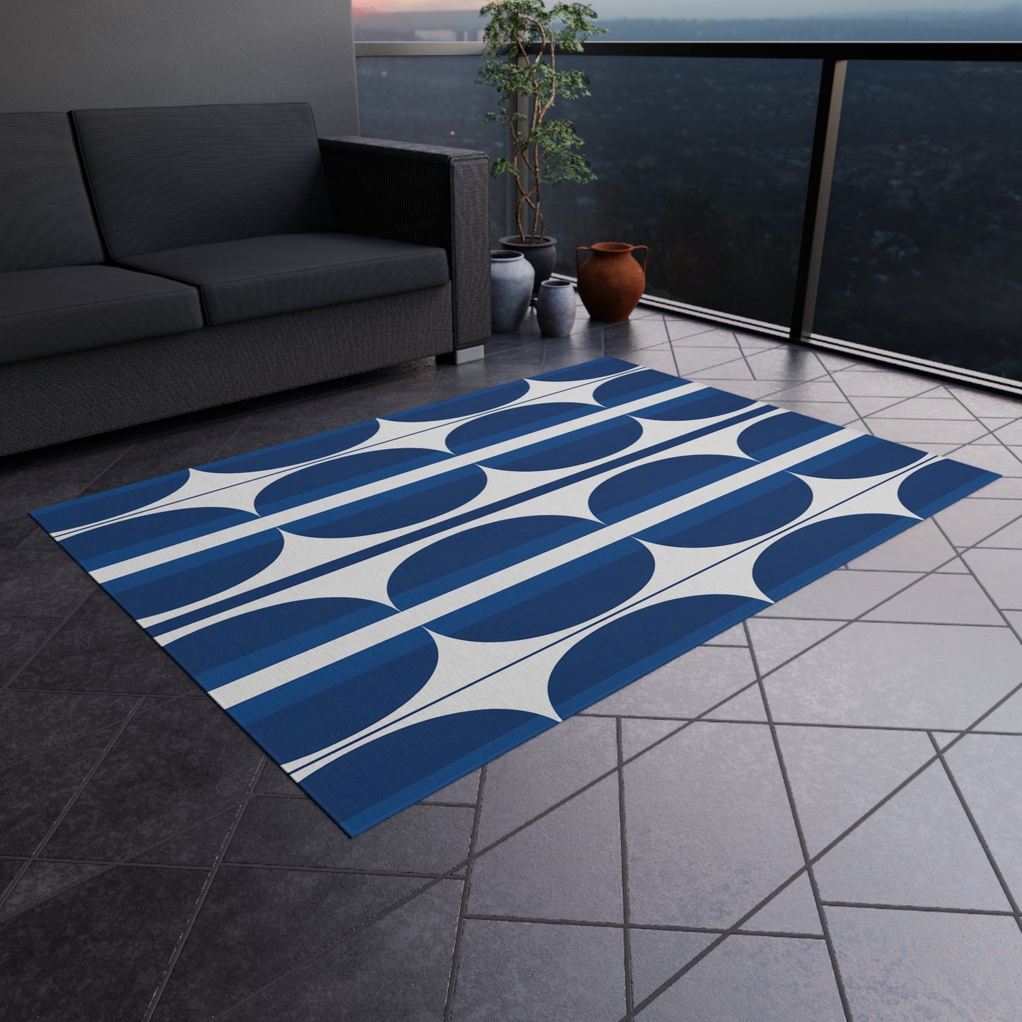 Blue White Geometric Retro Circles Outdoor Rug | Navy Patterned Mat