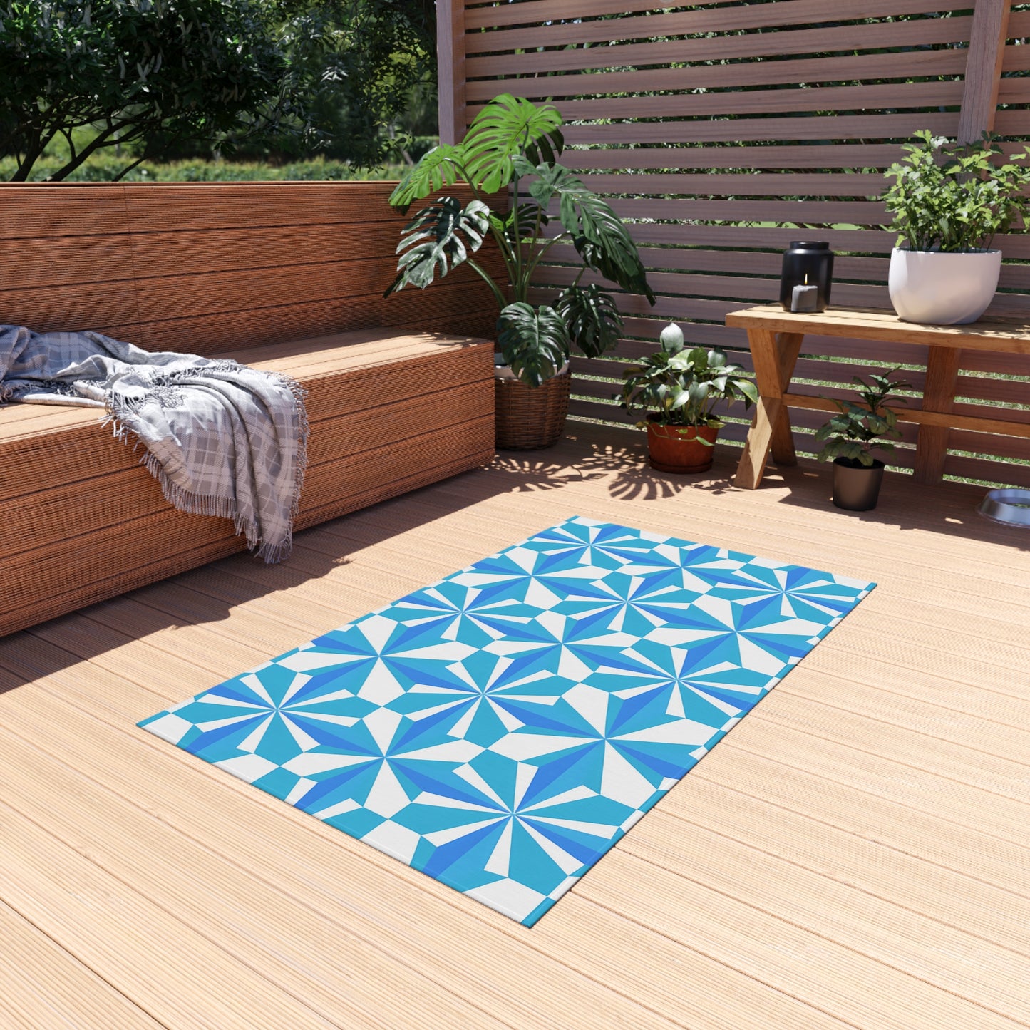 Blue White Geometric Pinwheel Pattern Outdoor/Indoor Rug | Patio Mat