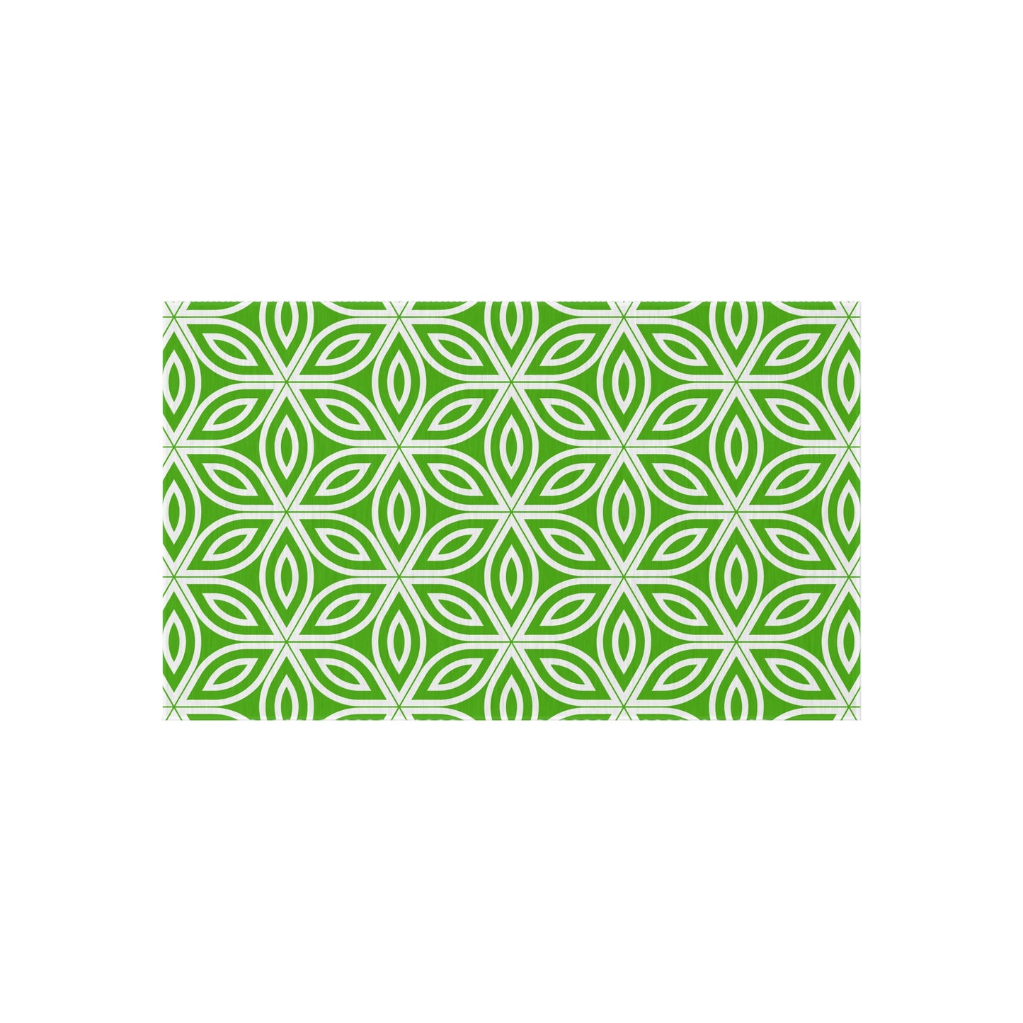 Green Geometric Petal Pattern Outdoor/Indoor Rug | Modern Patio Mat