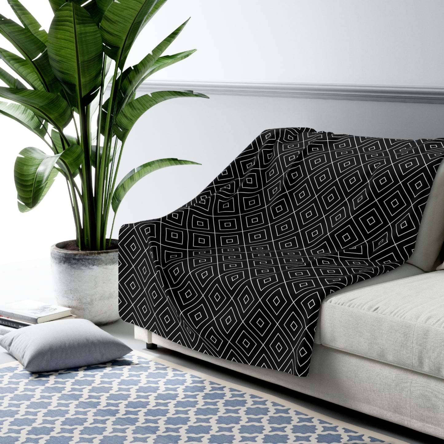 Geometric Diamond Pattern Sherpa Blanket | Black White Cozy Throw, Soft Throw Blanket, Home Decor, Gift for All, Geometric Pattern