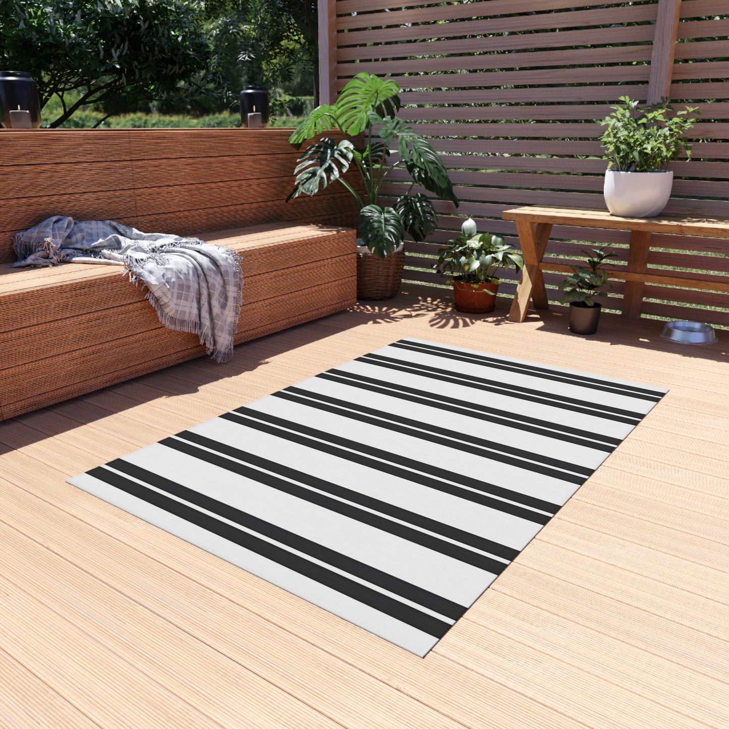 Black and White Vertical Stripe Outdoor/Indoor Rug | Modern Patio Mat