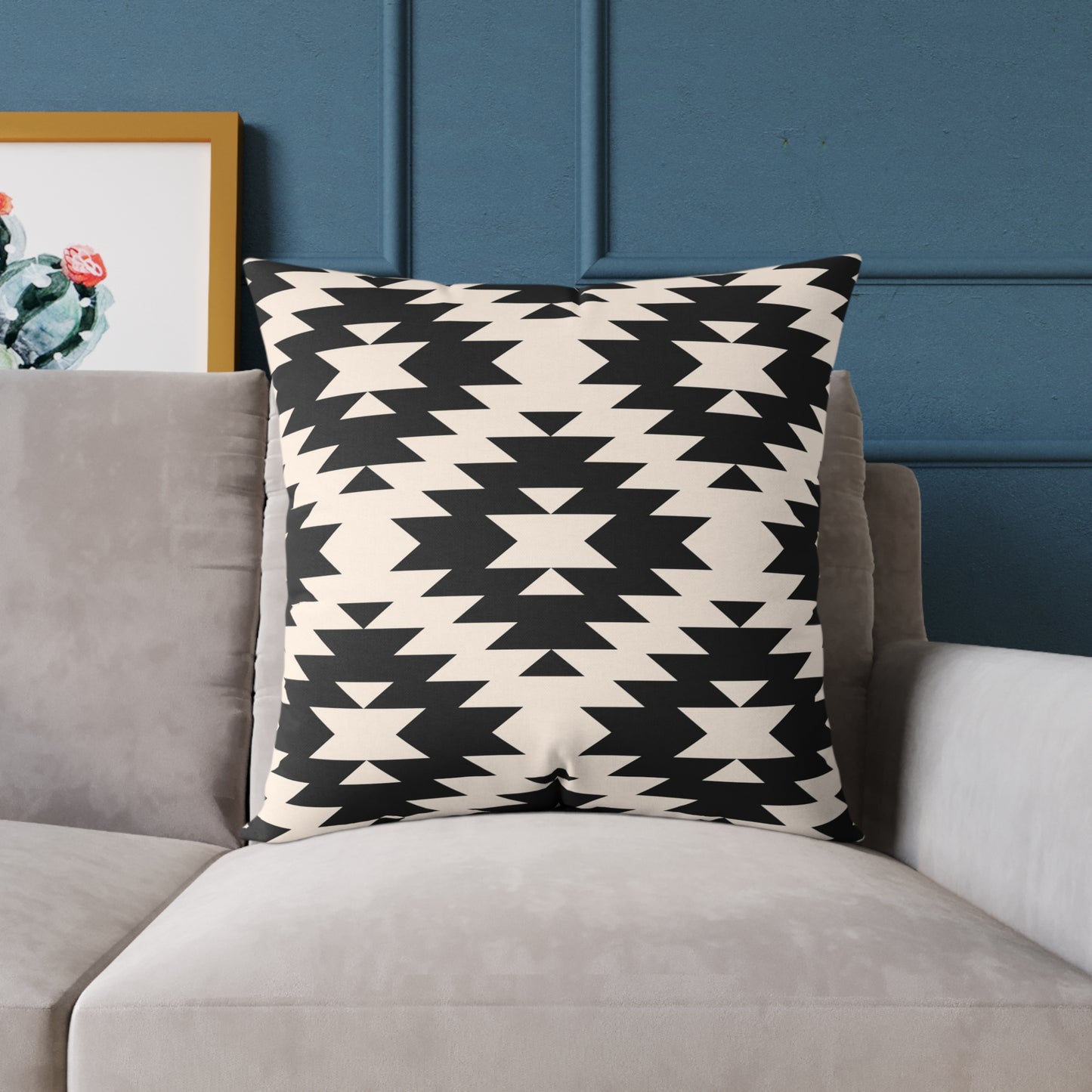 Southwestern Aztec Pattern Pillow | Black and Cream Geometric Throw