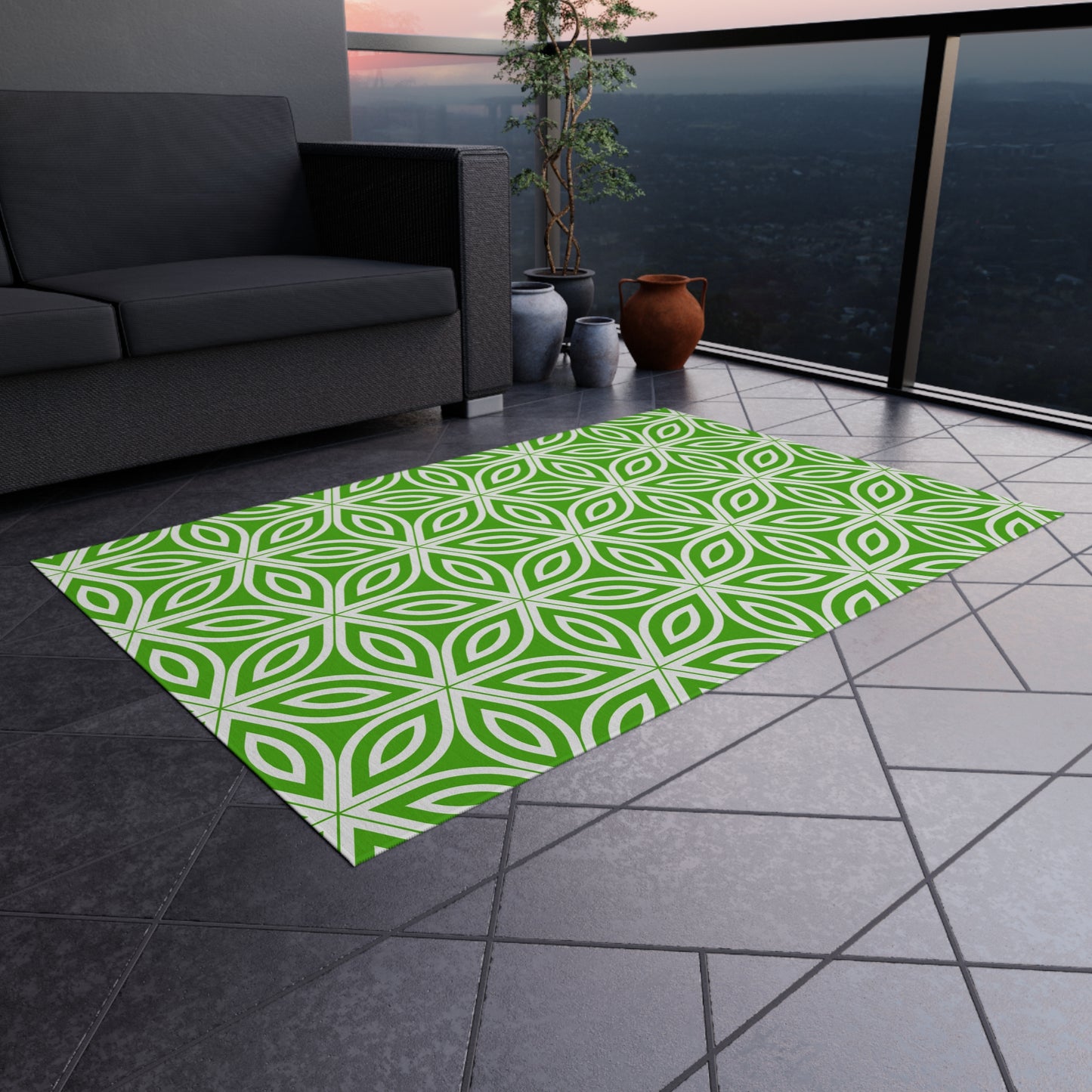 Green Geometric Petal Pattern Outdoor/Indoor Rug | Modern Patio Mat