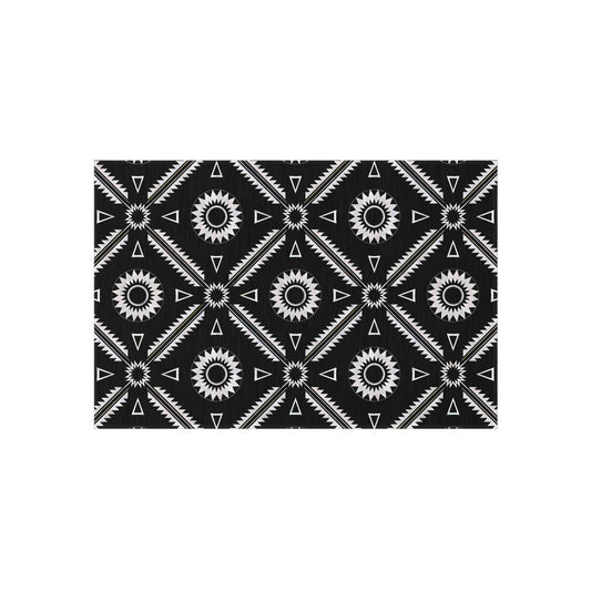Black and White Southwestern Stylish Outdoor Rug for Patios, Boho Home Decor, Deck Mat, Garden Accent Rug, All-Weather Area Rug