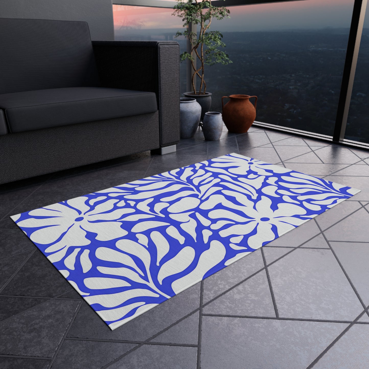 Blue White Floral Pattern Outdoor/Indoor Rug | Tropical Leaf Design
