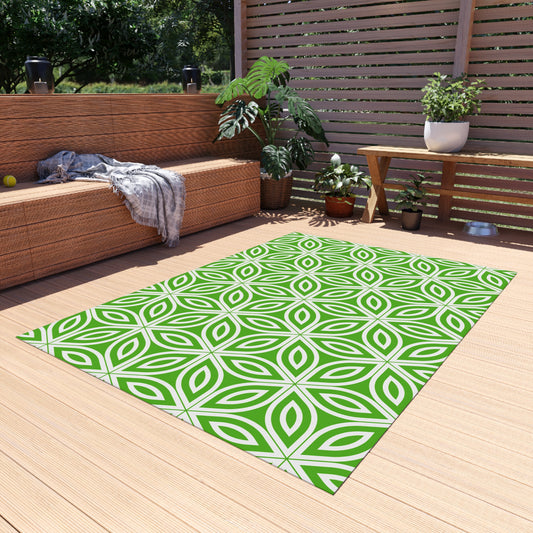 Green Geometric Petal Pattern Outdoor/Indoor Rug | Modern Patio Mat