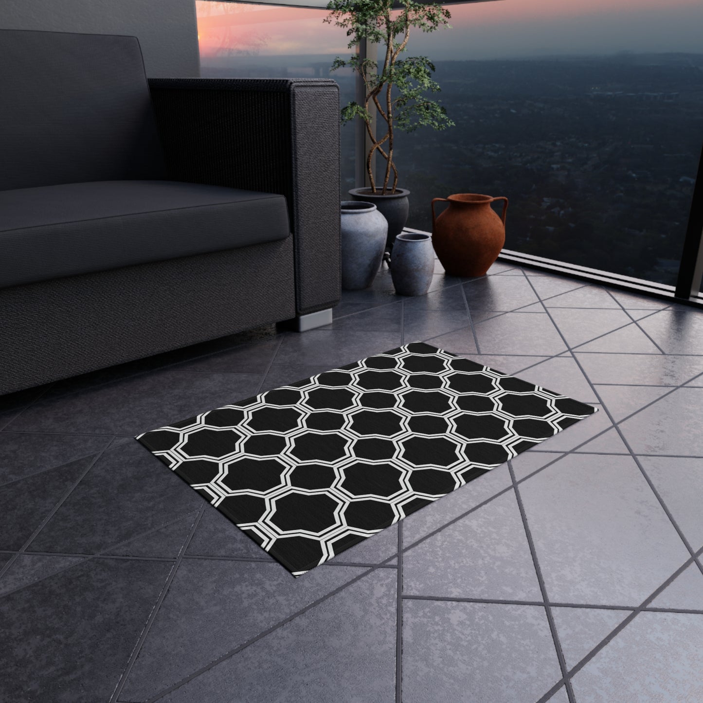 Black Geometric Trellis Outdoor/Indoor Rug | Octagon Pattern Patio Mat