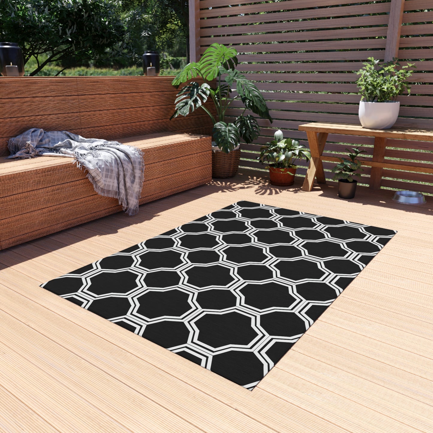 Black Geometric Trellis Outdoor/Indoor Rug | Octagon Pattern Patio Mat