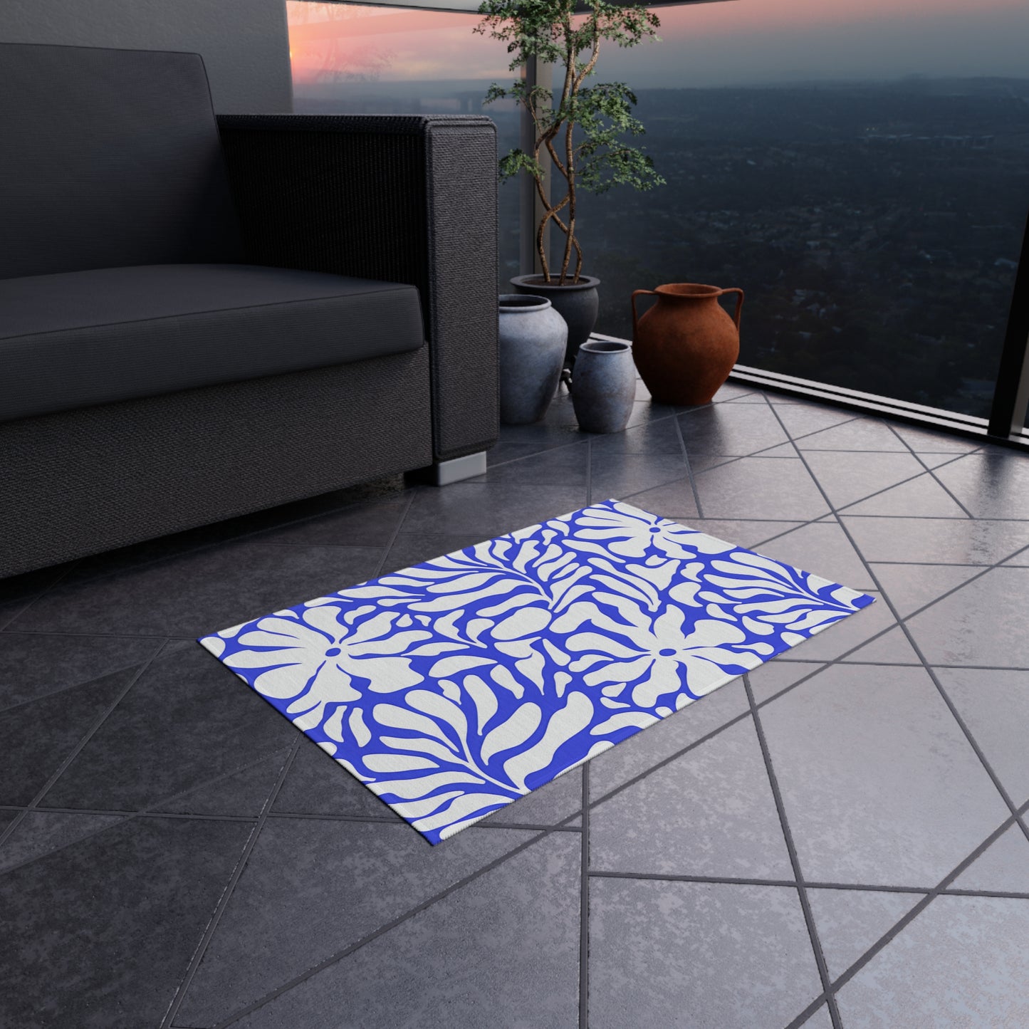 Blue White Floral Pattern Outdoor/Indoor Rug | Tropical Leaf Design