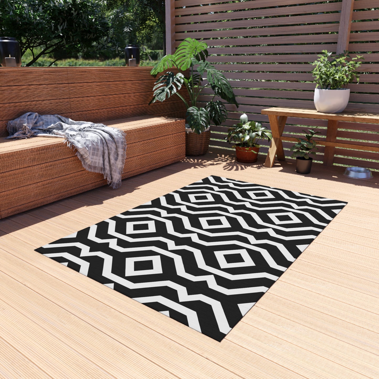 Geometric Black White Pattern Outdoor/Indoor Rug | Modern Patio Mat