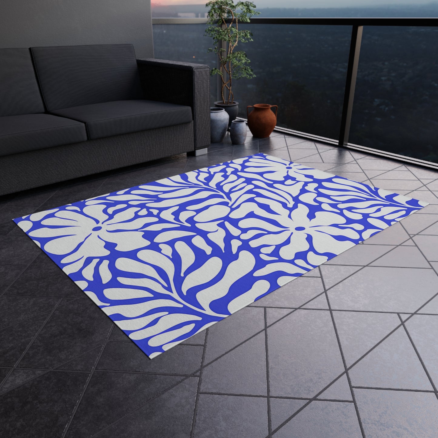 Blue White Floral Pattern Outdoor/Indoor Rug | Tropical Leaf Design