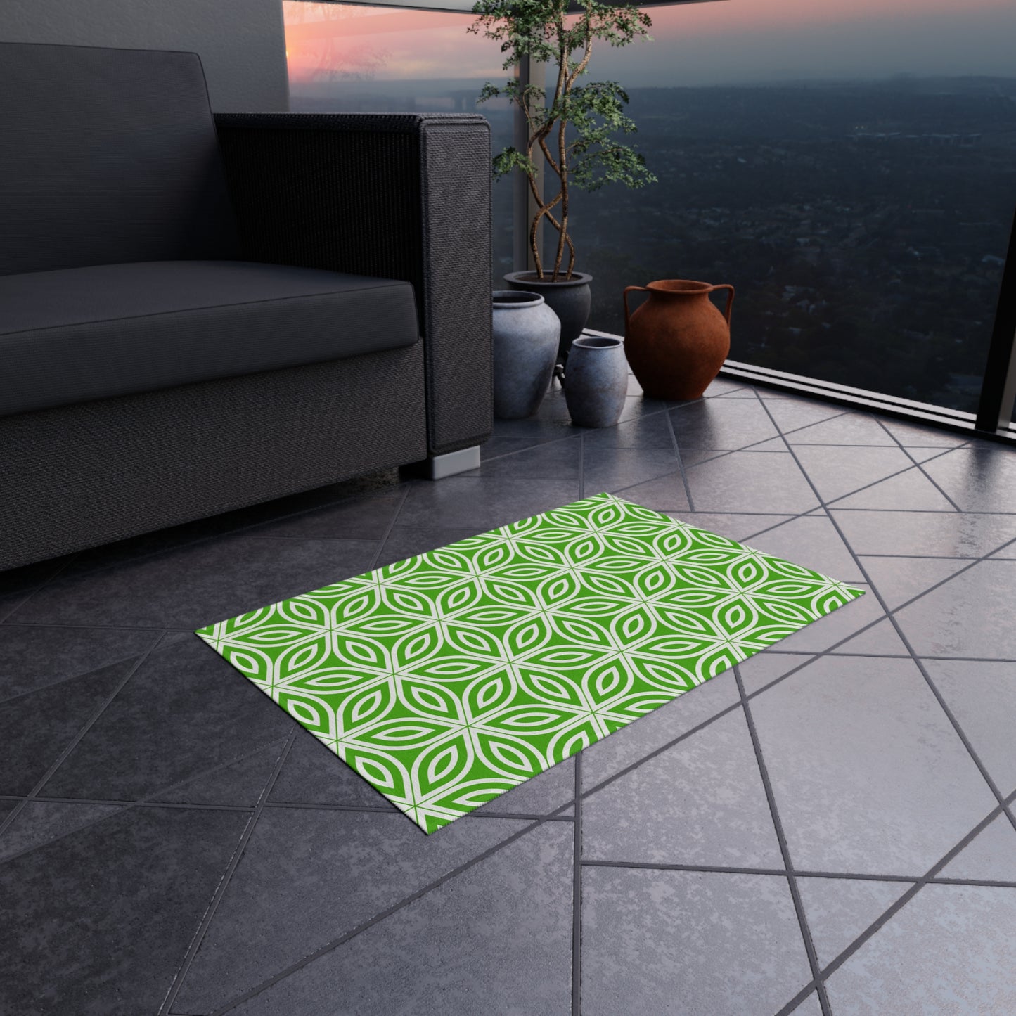 Green Geometric Petal Pattern Outdoor/Indoor Rug | Modern Patio Mat