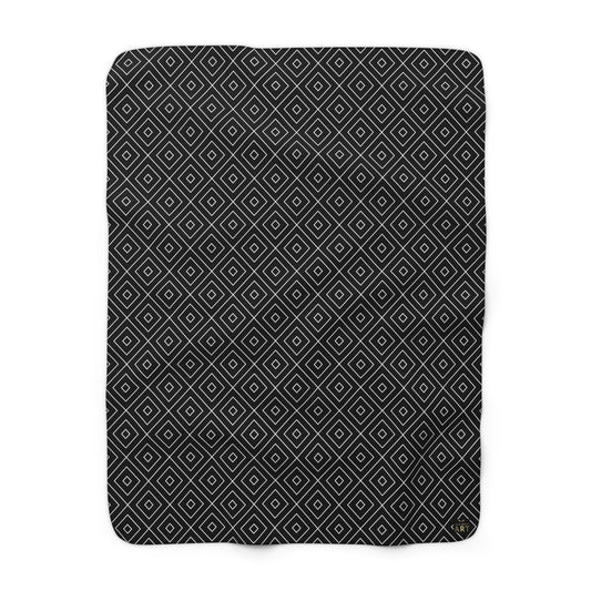 Geometric Diamond Pattern Sherpa Blanket | Black White Cozy Throw, Soft Throw Blanket, Home Decor, Gift for All, Geometric Pattern