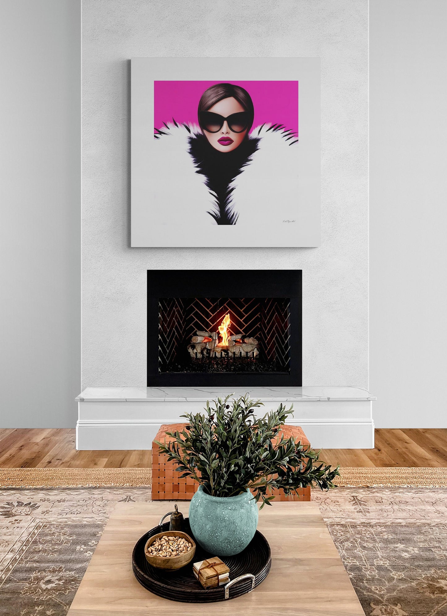 wall art, wall art canvas, wall art decor, woman with fur coat, woman with sunglasses, wall art in pink, wall art glamour, wall art women